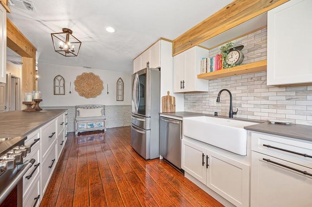 4317 Baywood Way, Sacramento, CA 95864