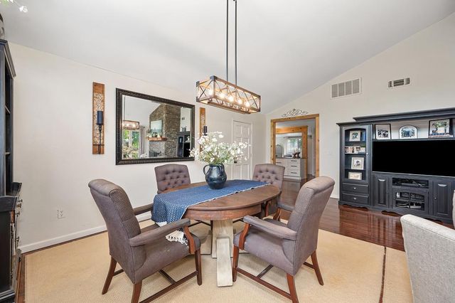 4317 Baywood Way, Sacramento, CA 95864