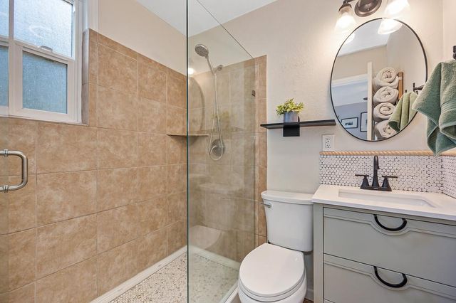 4317 Baywood Way, Sacramento, CA 95864