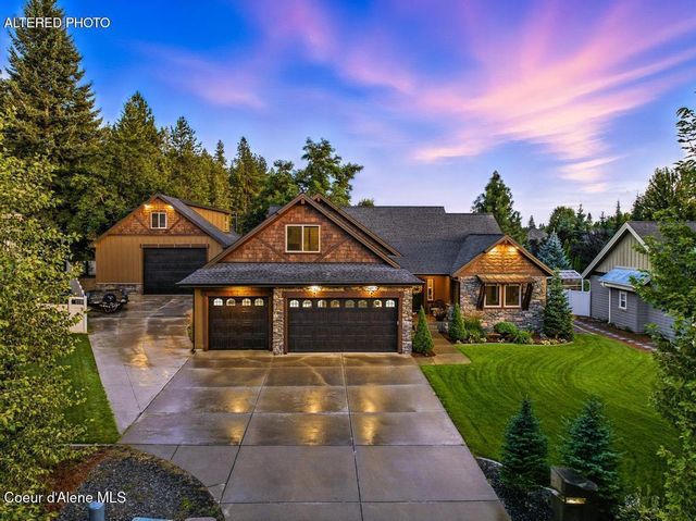 1122 E Maroon Creek DR, Hayden, ID 83835