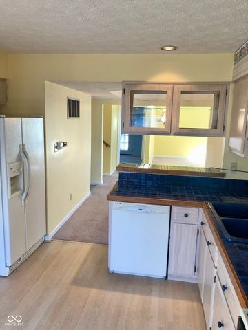 6460 Bay Vista Court, Indianapolis, IN 46250