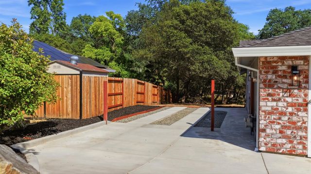 3732 Sweetwater Dr, Rocklin, CA 95677
