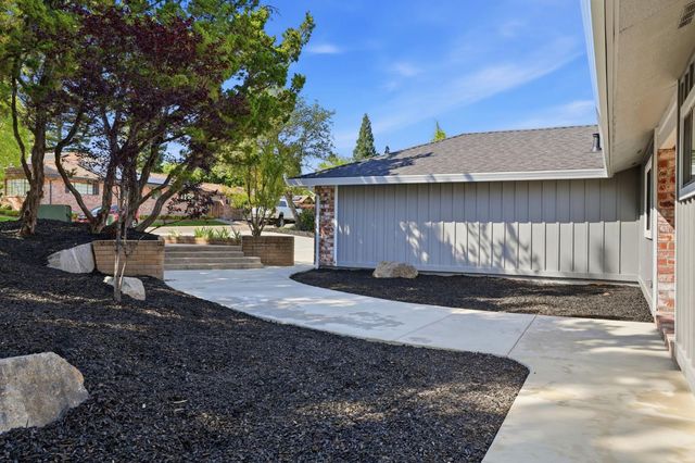 3732 Sweetwater Dr, Rocklin, CA 95677