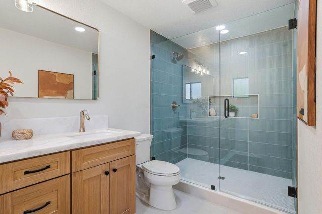 3732 Sweetwater Dr, Rocklin, CA 95677