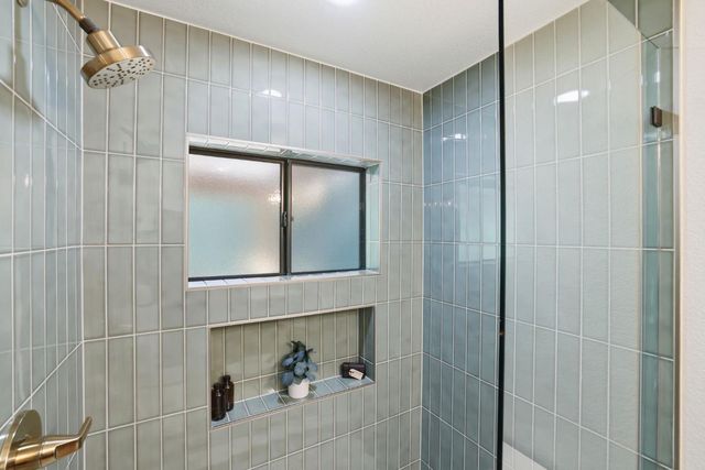 3732 Sweetwater Dr, Rocklin, CA 95677