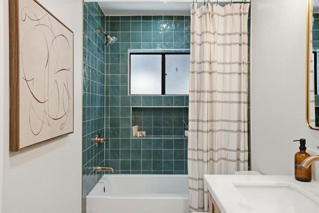 3732 Sweetwater Dr, Rocklin, CA 95677