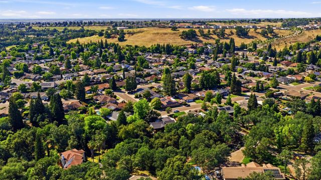 3732 Sweetwater Dr, Rocklin, CA 95677