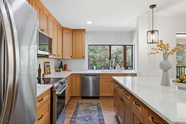 3732 Sweetwater Dr, Rocklin, CA 95677