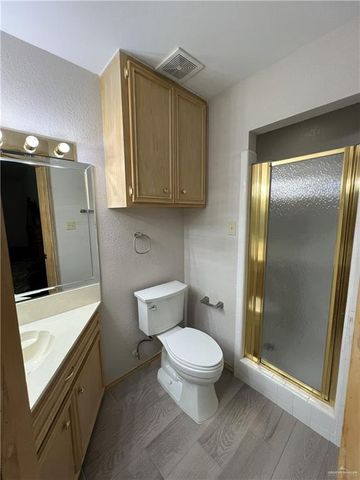 121 E Jonquil Avenue, Mcallen, TX 78501