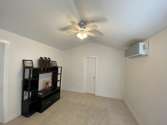 8341 Detroit Street, Houston, TX 77017