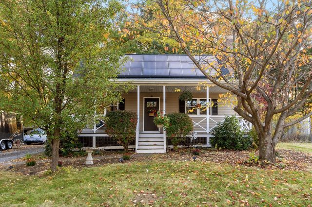 128 Birchcroft Rd, Leominster, MA 01453