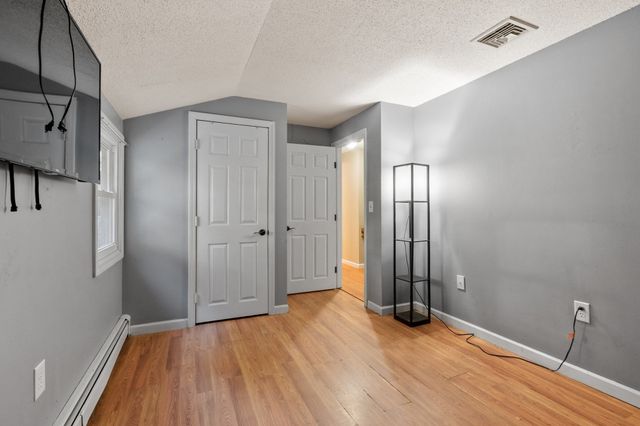 128 Birchcroft Rd, Leominster, MA 01453