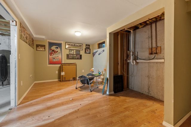 128 Birchcroft Rd, Leominster, MA 01453