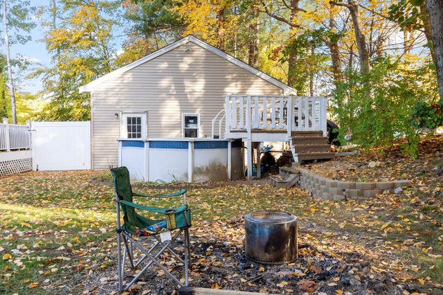 128 Birchcroft Rd, Leominster, MA 01453