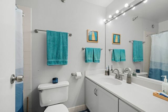 70 W Huron Street 506, Chicago, IL 60654