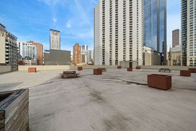 70 W Huron Street 506, Chicago, IL 60654