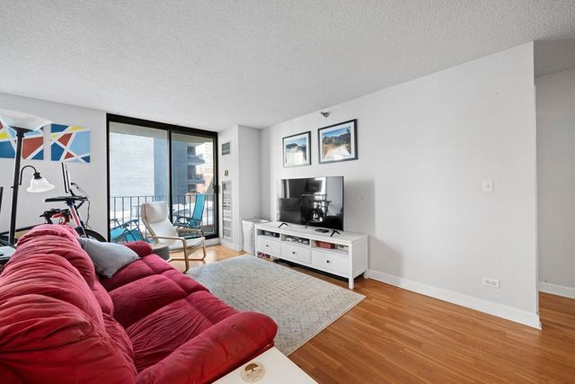 70 W Huron Street 506, Chicago, IL 60654