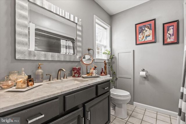 10 AMANDA AVE, Hanover, PA 17331