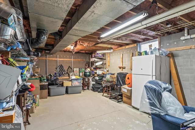 10 AMANDA AVE, Hanover, PA 17331