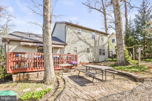 10 AMANDA AVE, Hanover, PA 17331