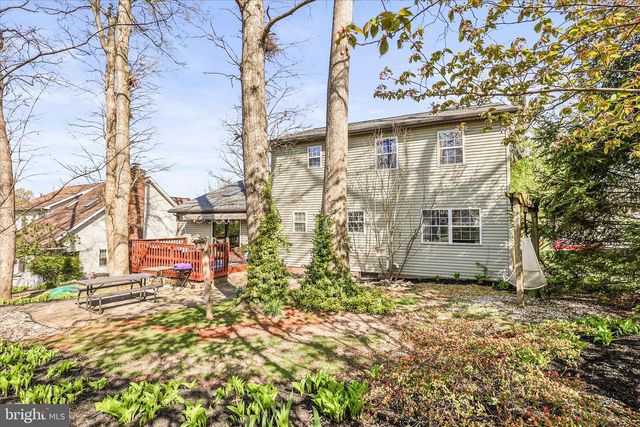10 AMANDA AVE, Hanover, PA 17331