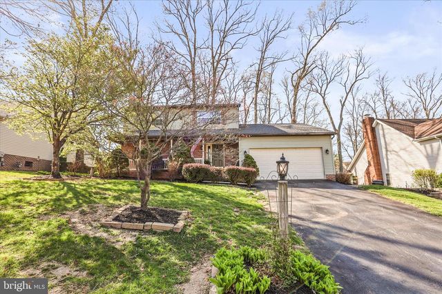 10 AMANDA AVE, Hanover, PA 17331