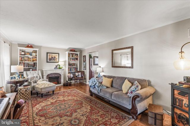10 AMANDA AVE, Hanover, PA 17331