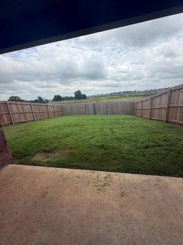 529 68th Avenue, Highfill, AR 72712