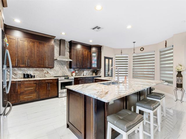 16455 SW 20th St, Miramar, FL 33027
