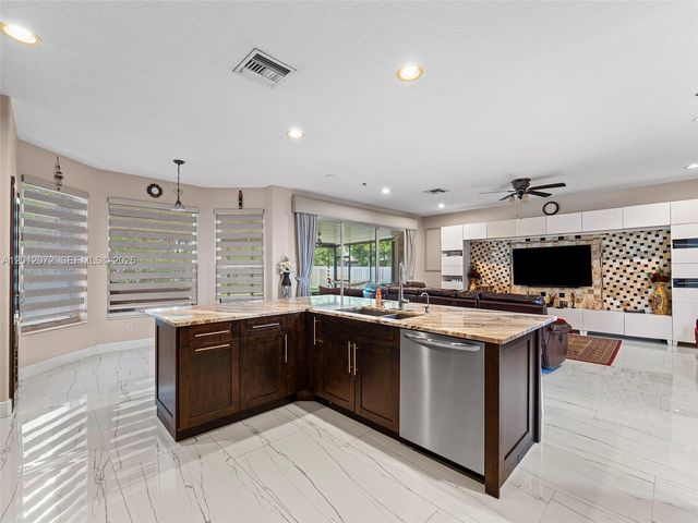 16455 SW 20th St, Miramar, FL 33027