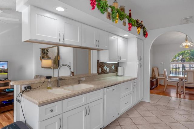 7623 LEIGHTON CIRCLE, New Port Richey, FL 34654