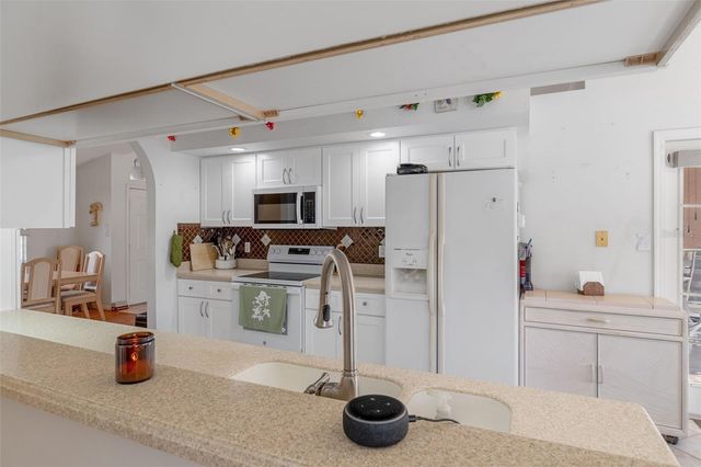 7623 LEIGHTON CIRCLE, New Port Richey, FL 34654