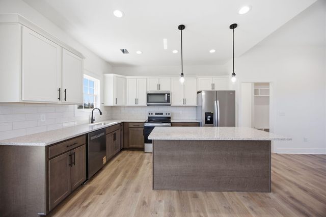 603 Comanche Trail, Richmond, KY 40475