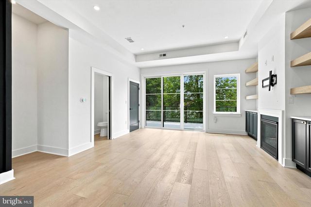 623 CRESTVIEW RD, Philadelphia, PA 19128