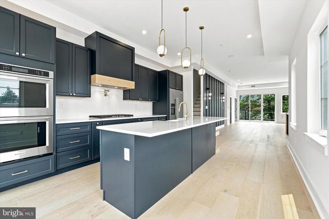 623 CRESTVIEW RD, Philadelphia, PA 19128