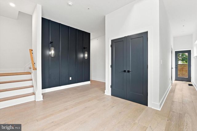 623 CRESTVIEW RD, Philadelphia, PA 19128