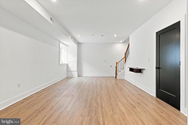 623 CRESTVIEW RD, Philadelphia, PA 19128