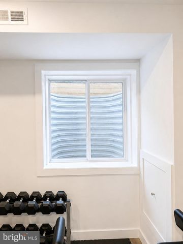 623 CRESTVIEW RD, Philadelphia, PA 19128