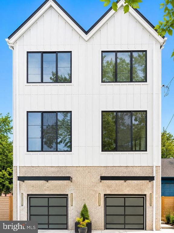 623 CRESTVIEW RD, Philadelphia, PA 19128