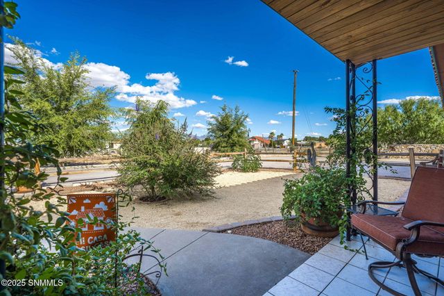 1100 Crossley Lane, Las Cruces, NM 88005