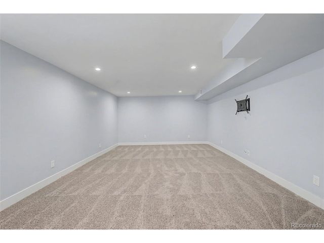 10915 W 68th Ave, Arvada, CO 80004