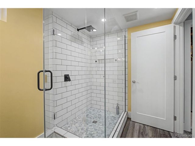 10915 W 68th Ave, Arvada, CO 80004