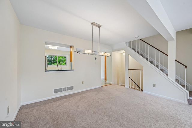 14114 OAKPOINTE DR, Laurel, MD 20707