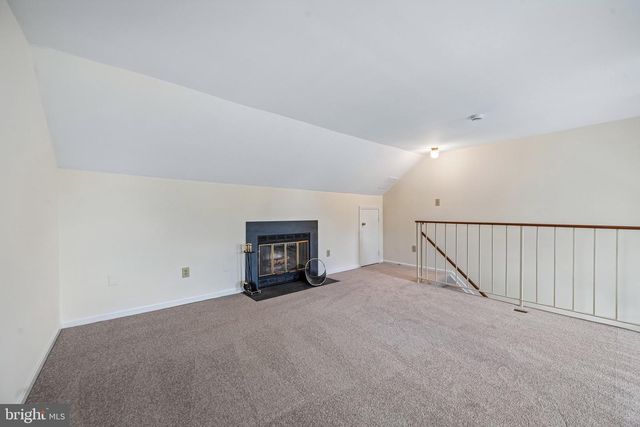 14114 OAKPOINTE DR, Laurel, MD 20707