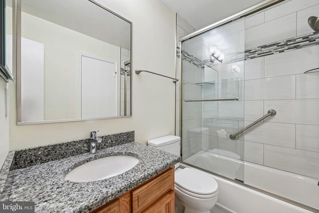 14114 OAKPOINTE DR, Laurel, MD 20707