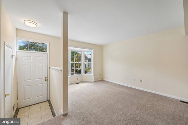 14114 OAKPOINTE DR, Laurel, MD 20707