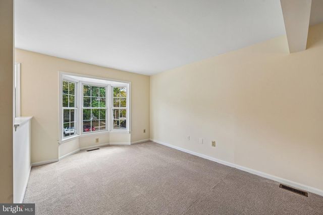 14114 OAKPOINTE DR, Laurel, MD 20707