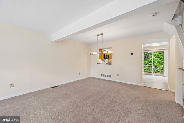 14114 OAKPOINTE DR, Laurel, MD 20707