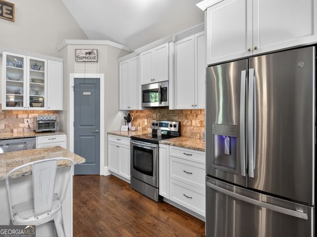 6920 Holly Springs Road, Clermont, GA 30527