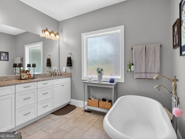 6920 Holly Springs Road, Clermont, GA 30527